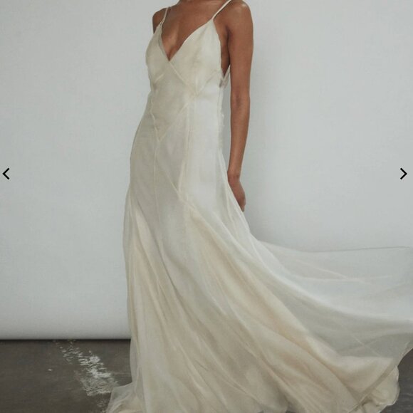 Lalique Gown - Alabaster - Size M - Part of Set - Picture 1 of 7